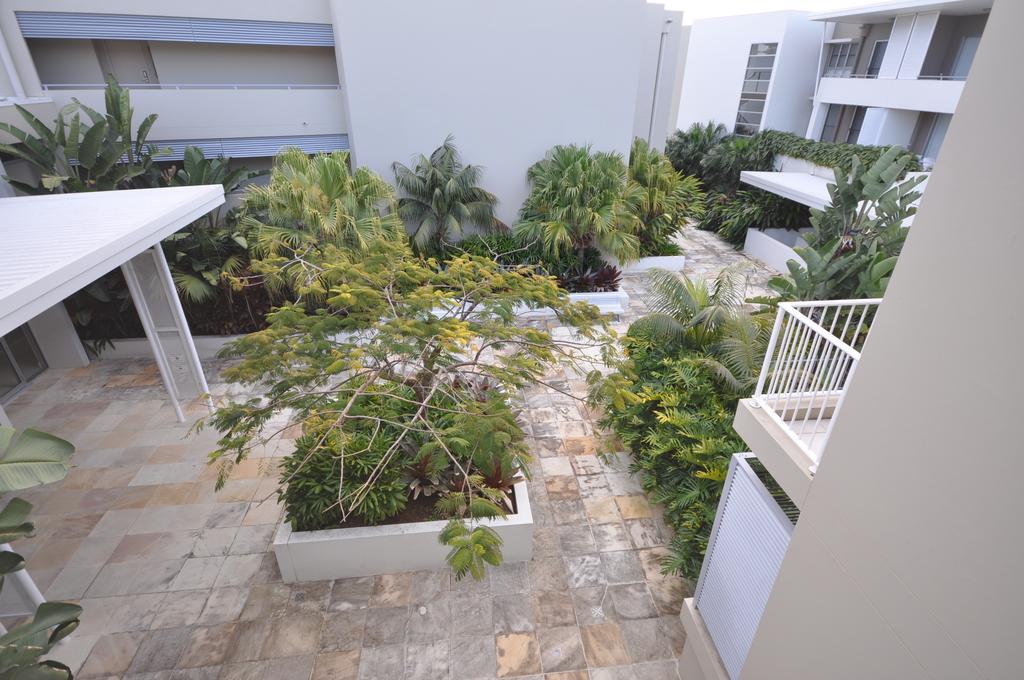 גולד קוסט Chancellor Lakeside Apartments מראה חיצוני תמונה