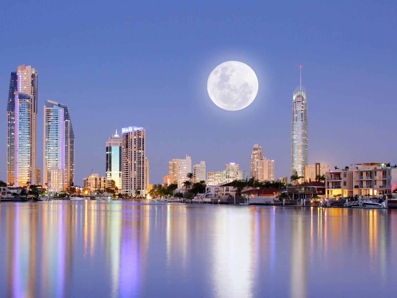 גולד קוסט Chancellor Lakeside Apartments מראה חיצוני תמונה