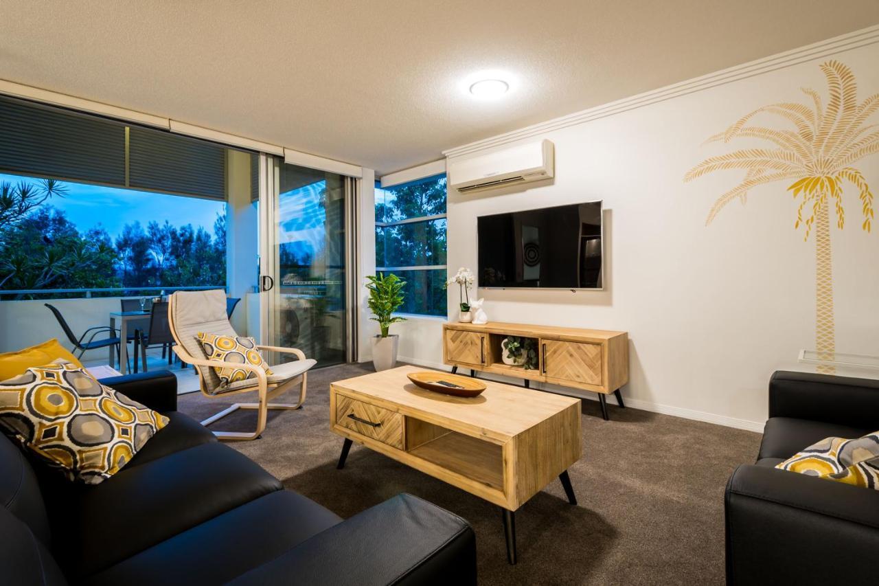 גולד קוסט Chancellor Lakeside Apartments מראה חיצוני תמונה